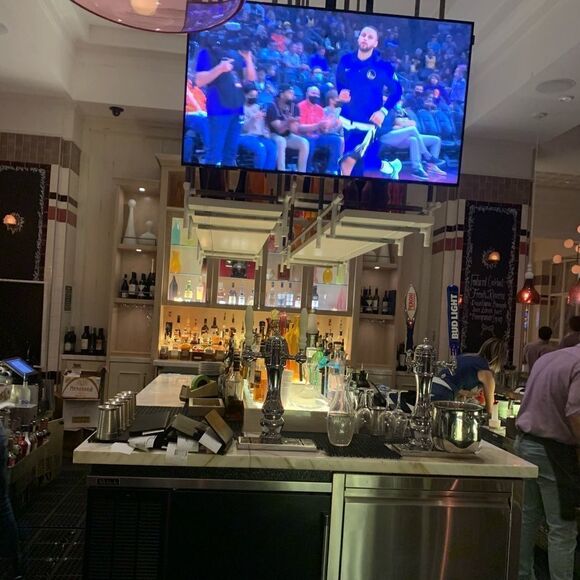 Epic Wine Spirits Party Supplies Classique Wine Decanter 54 Fl Oz Clear Glass - Picture 11 of 16